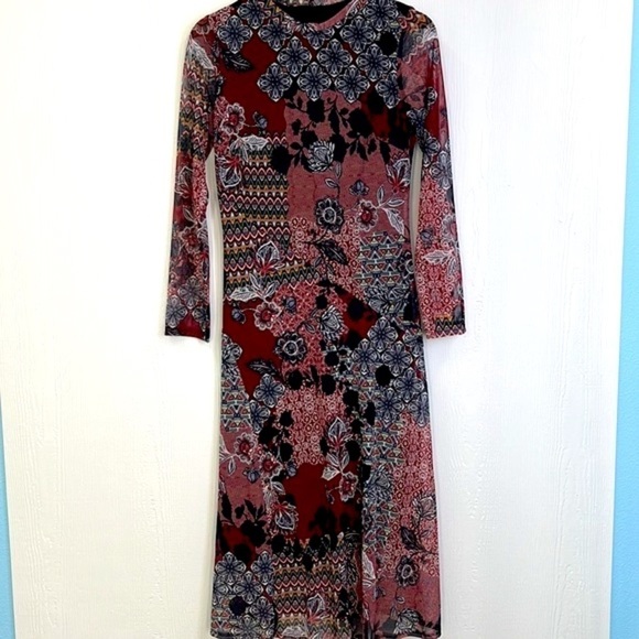 Enfocus Studio - Beautiful Printed Burgundy Floral Mesh Maxi Dress Size 8 - Picture 8 of 11